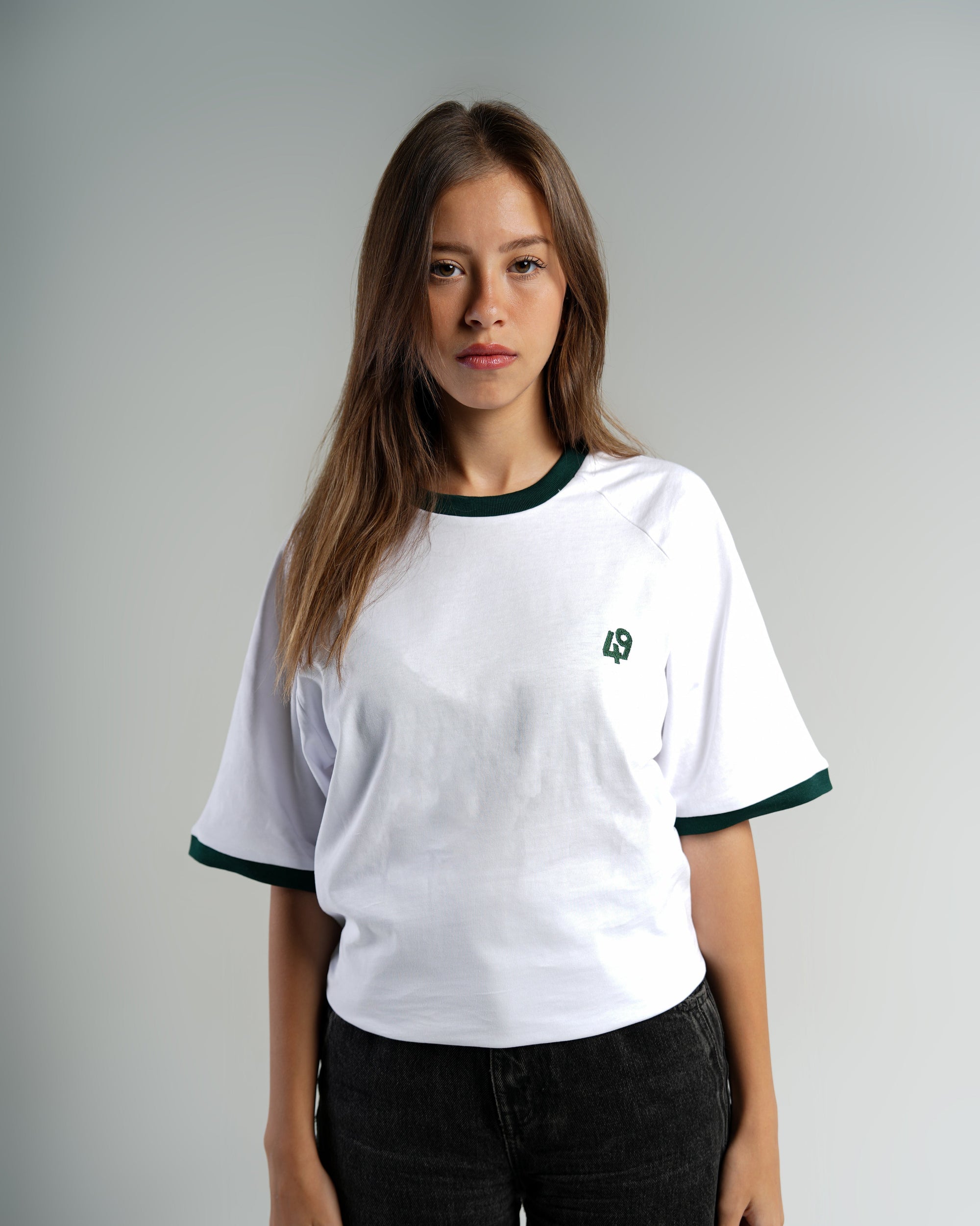 THE DUAL SHADE WHITE/DARK GREEN T-SHIRT
