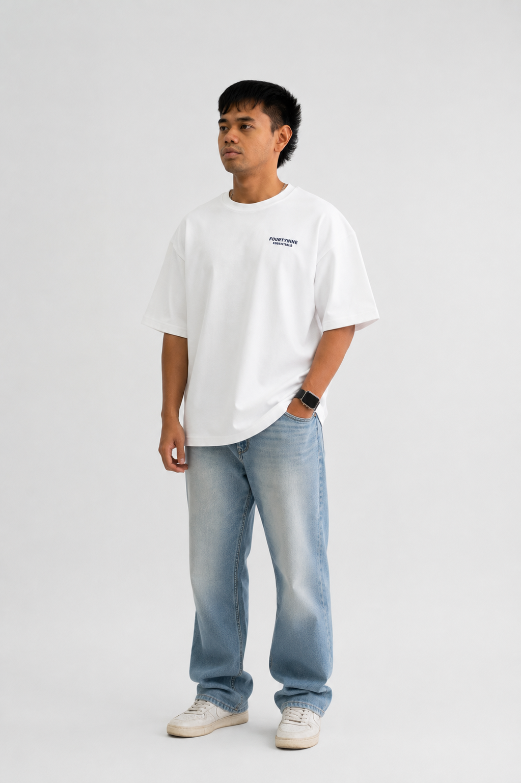 WHITE FOURTYNINE ESSENTIALS OVERSIZED T-SHIRT