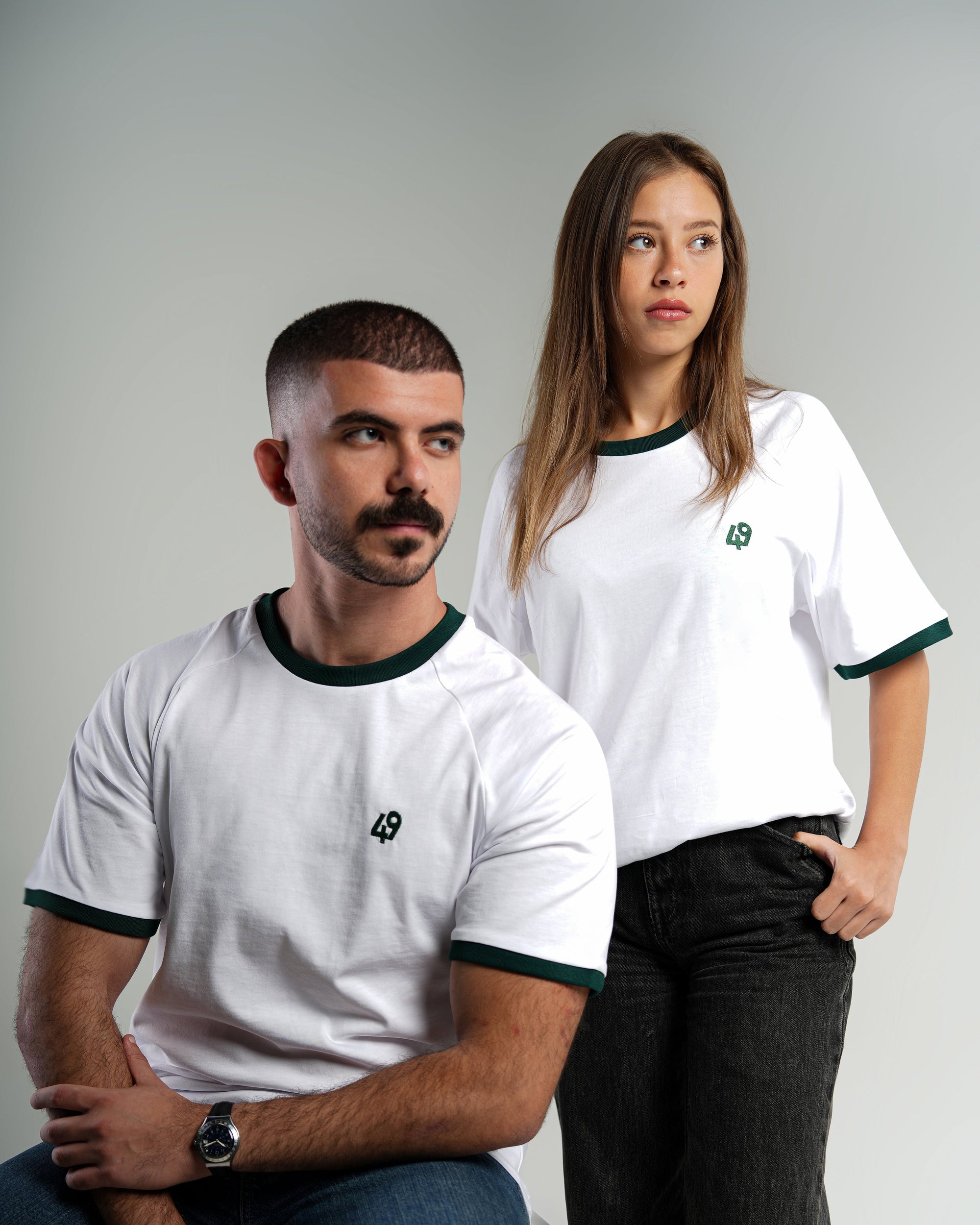THE DUAL SHADE WHITE/DARK GREEN T-SHIRT